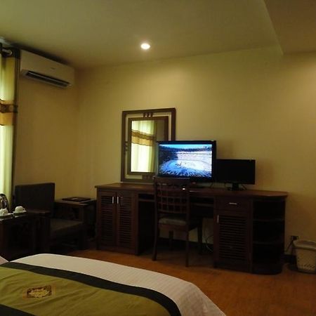 Prince Hanoi Hotel Exterior foto